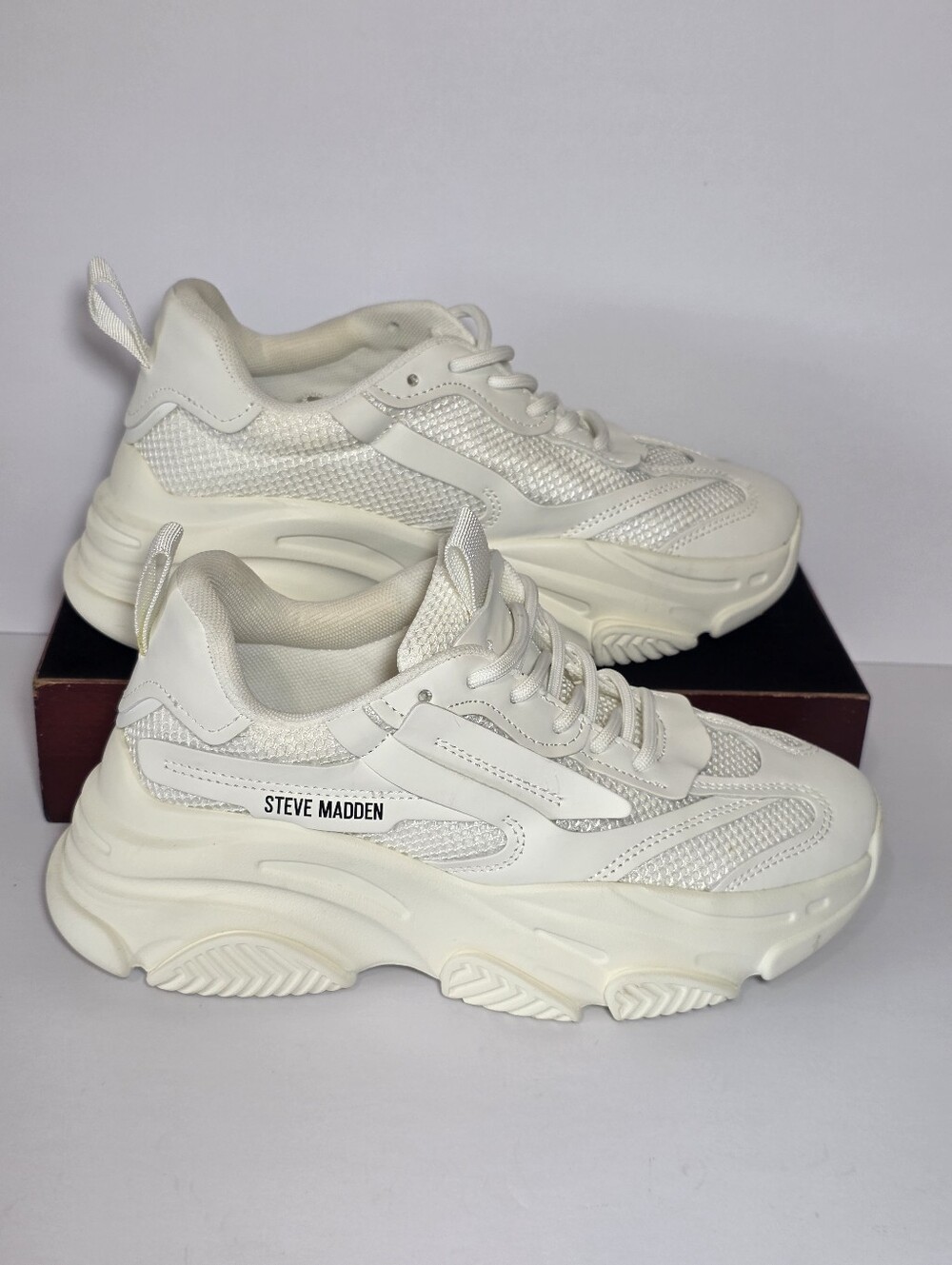 Steve Madden Possession White Chunky Platform Sneakers Women's Size 7.5M Low Top